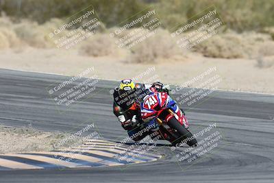 media/Dec-07-2025-CVMA (Sun) [[3e7d2de5dc]]/Race 6-The Shootout/